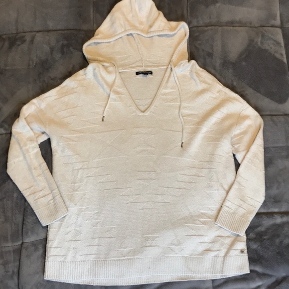 American Eagle Outfitters Tops - American Eagle aztec patterned sweater hoodie